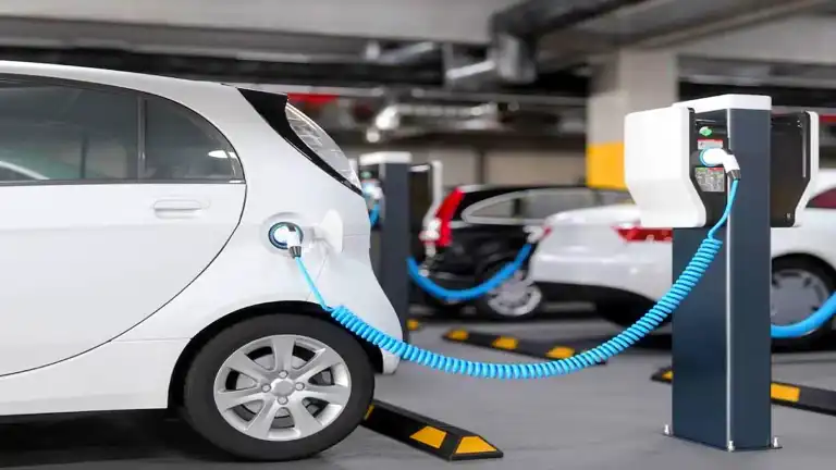 Türkiye'de 30 Bin'e Yaklaşan Elektrikli Araç Şarj Noktası